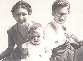 Myriam with her parents circa 1938